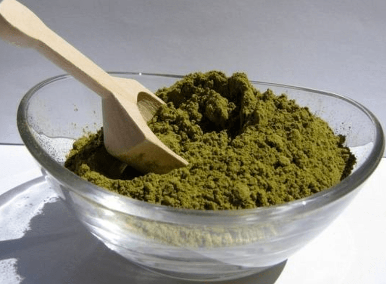 Színtelen henna